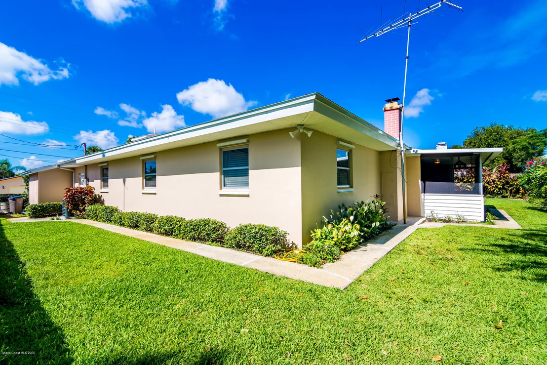 Photo of 3077 Sunset Lane