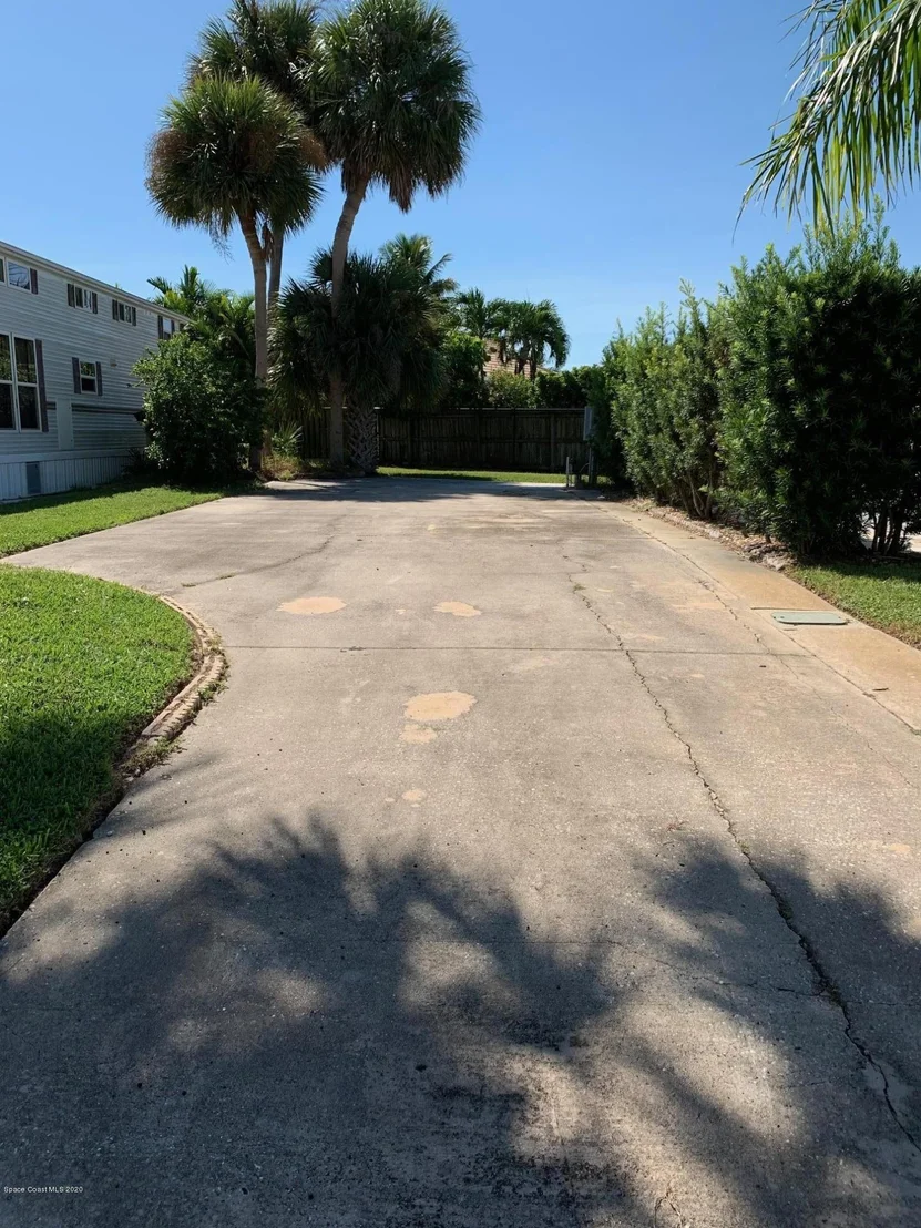 Photo of 557 Pier Lane