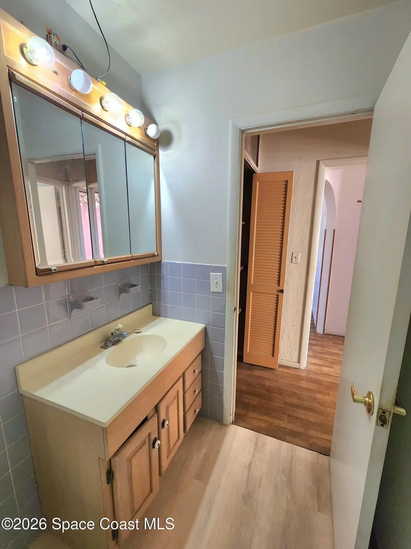 Photo of 2455 Pepper Avenue