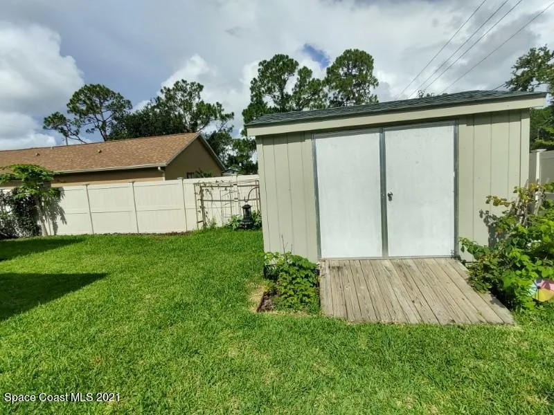 Photo of 5150 Everett Street