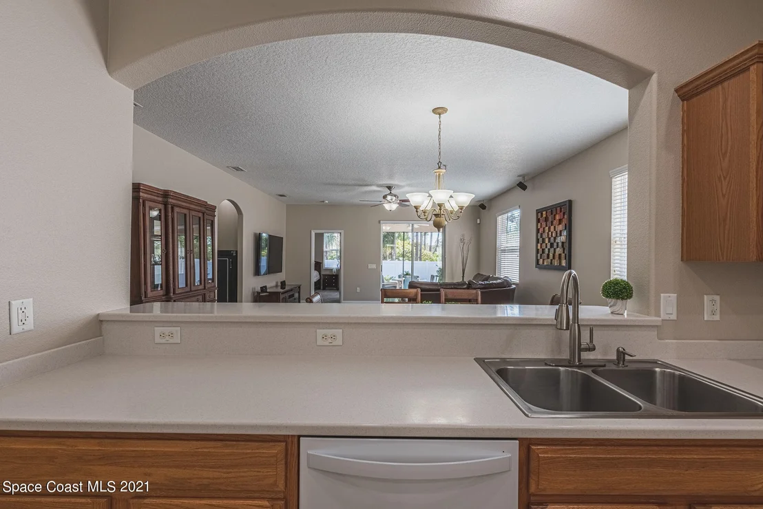 Photo of 401 Waterside Circle