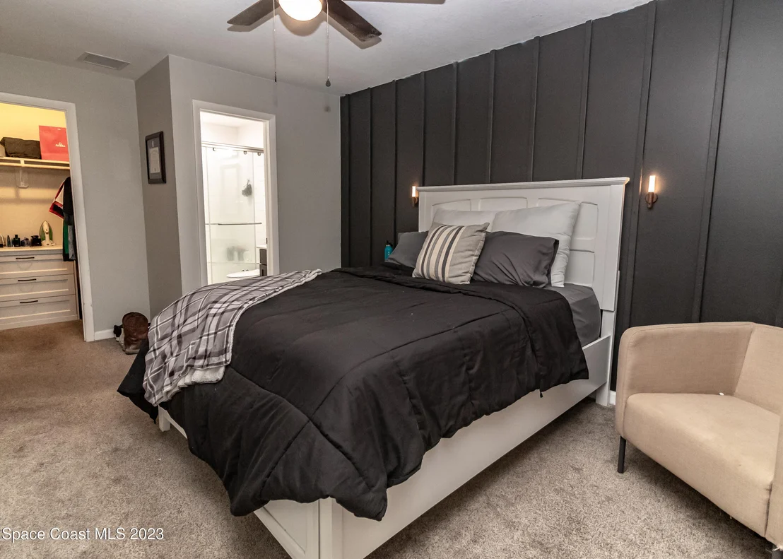 Photo of 800 Mark David Boulevard