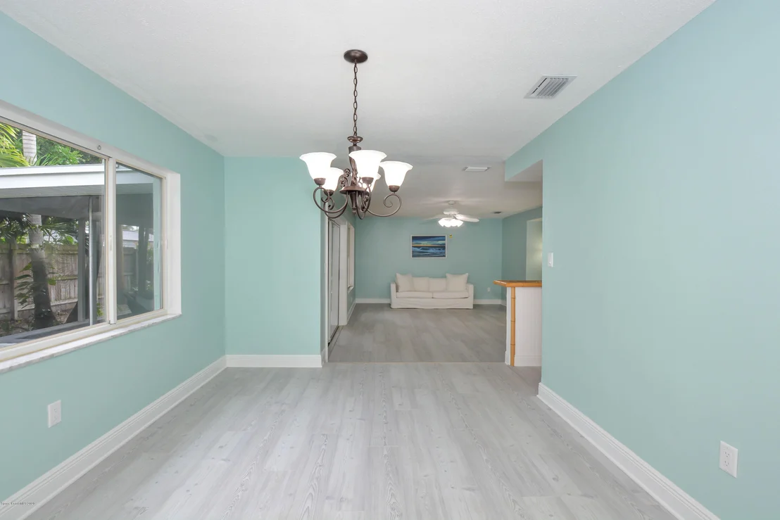 Photo of 460 Oak Ridge Drive