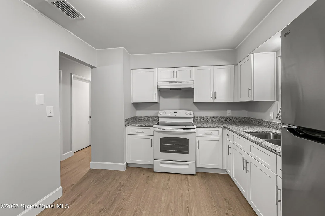 Photo of 350 Maple Place