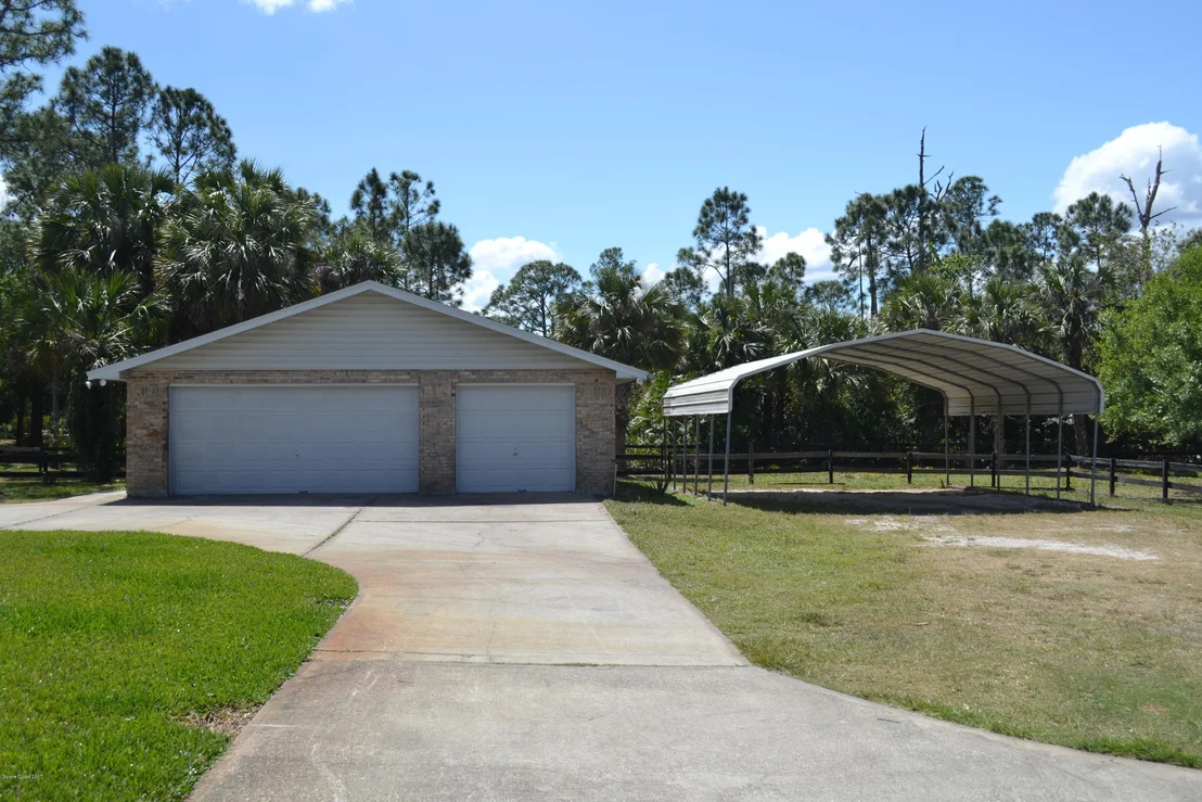 Photo of 1380 Friday Road
