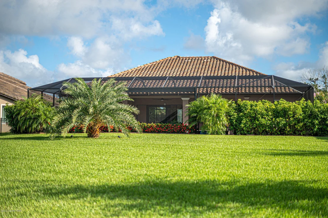 Photo of 824 Lorenza Place