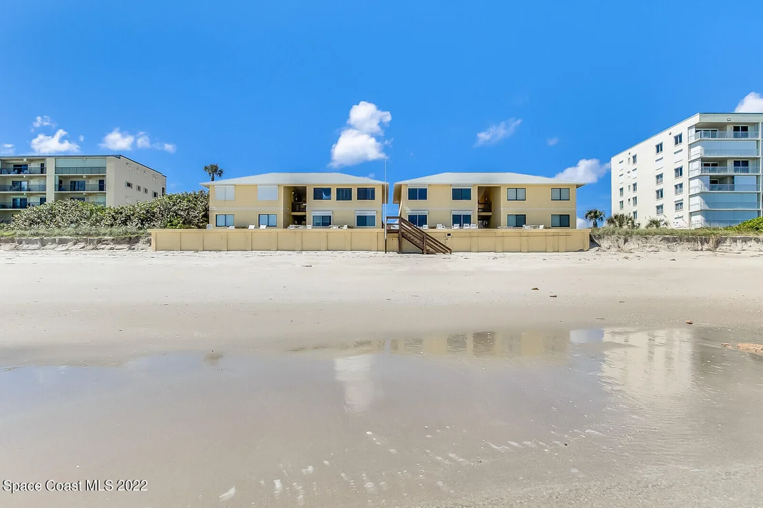 Photo of Unit 21 at 1425 Highway A1a