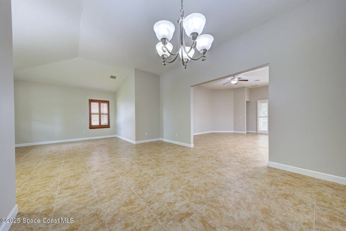 Photo of 3352 Russ Place