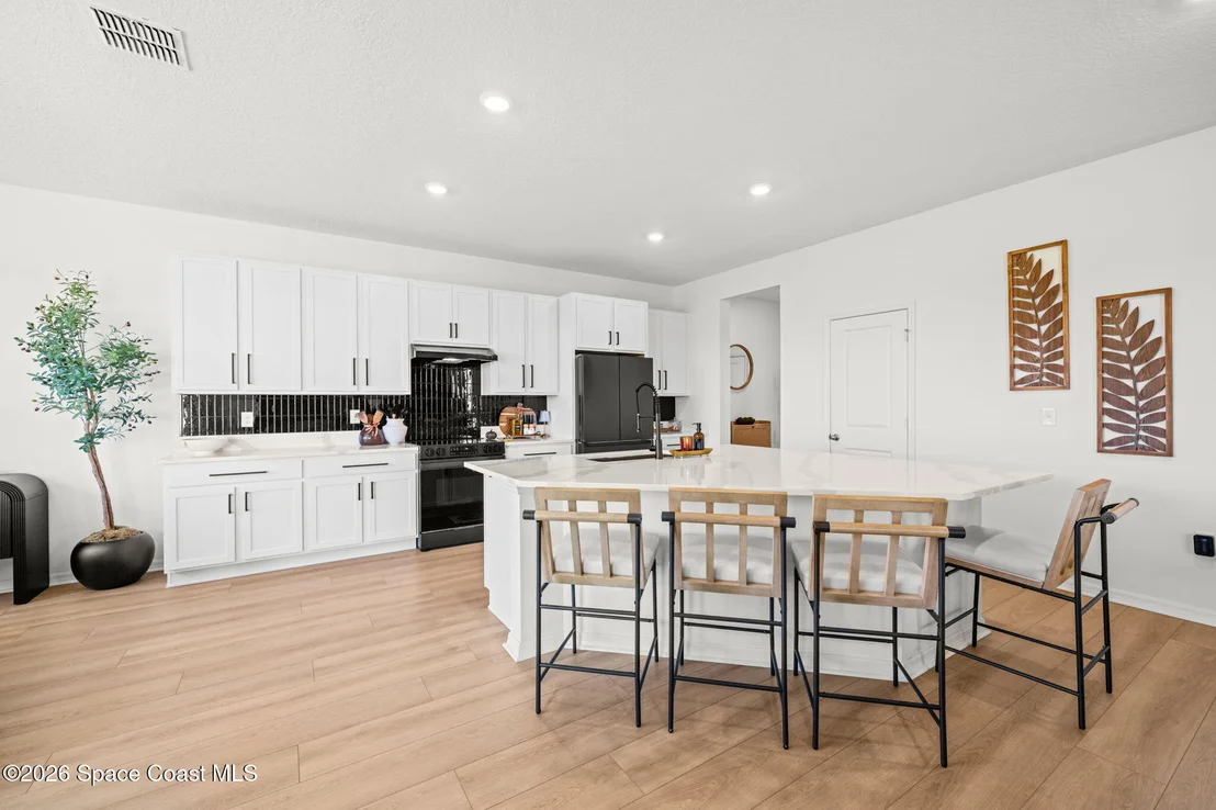 Photo of 446 Glaspell Circle SE