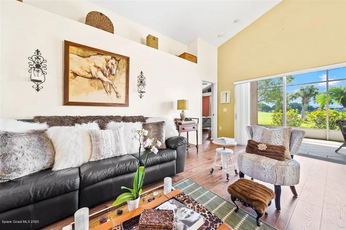 Photo of 2484 Addington Circle