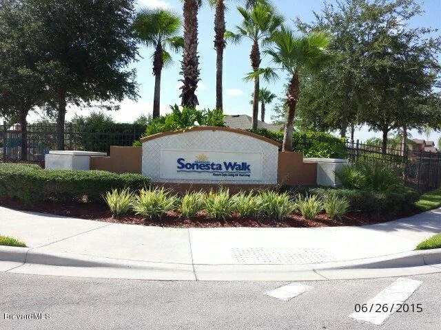 Photo of Unit 104 at 975 Luminary Circle