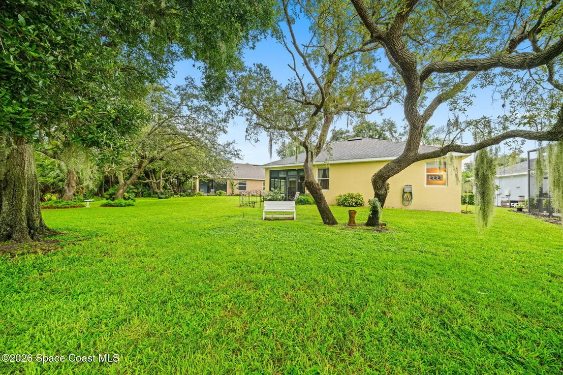 Photo of 511 Waterside Circle