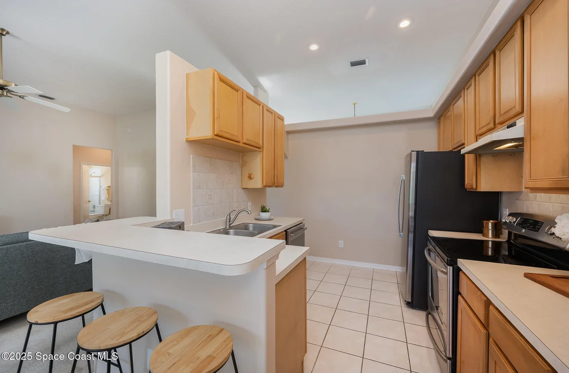 Photo of 976 Wimbledon Drive