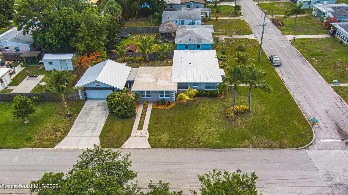 Photo of 323 Tulip Lane