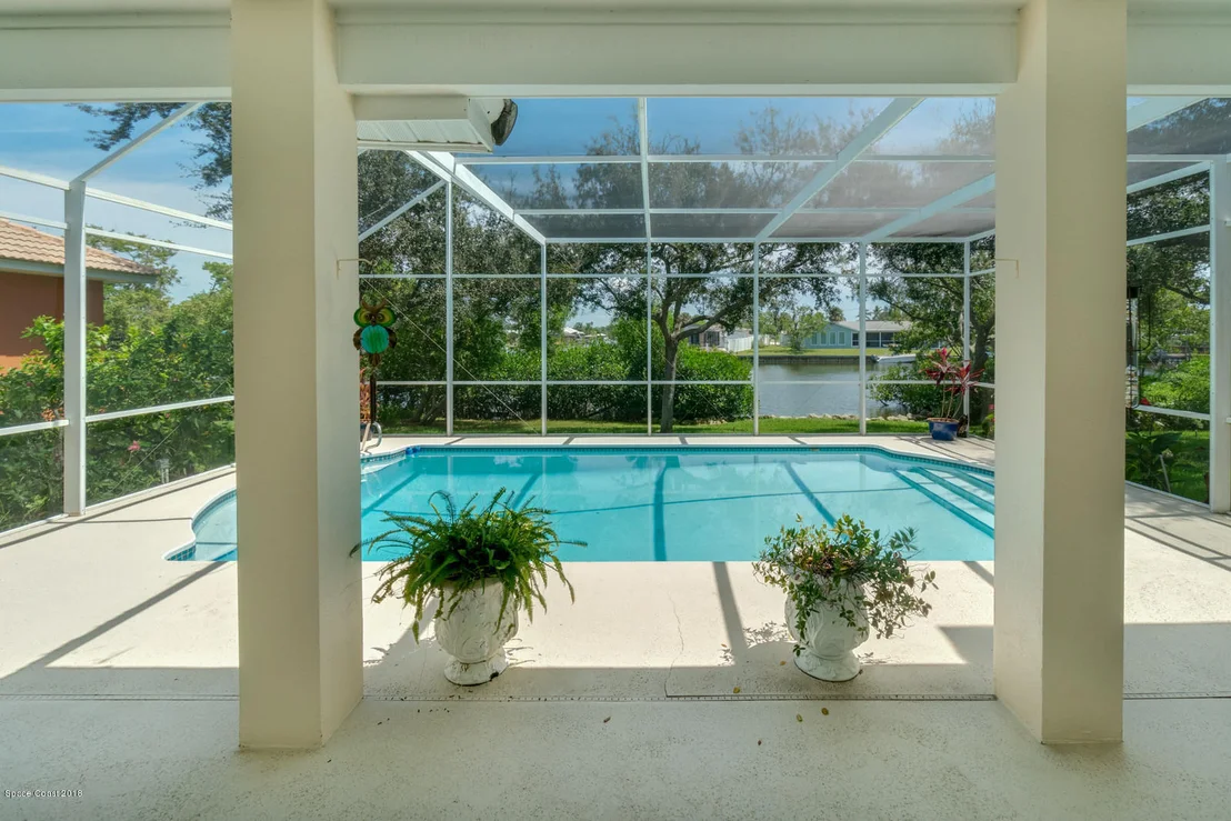 Photo of 166 Lanternback Island Drive