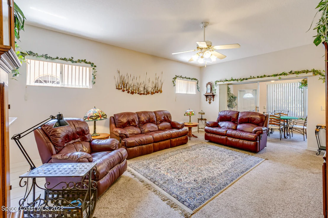 Photo of 1033 S Fork Circle