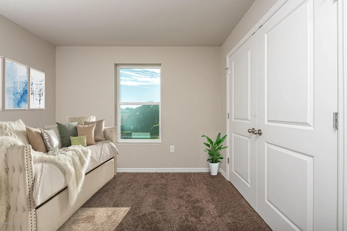 Photo of 475 Dryden Circle