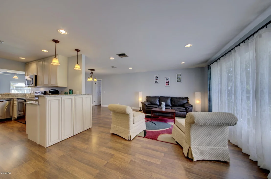 Photo of 1284 Troon Way