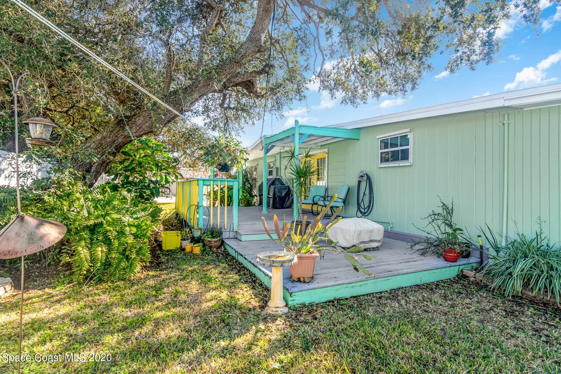 Photo of 309 Live Oak Lane