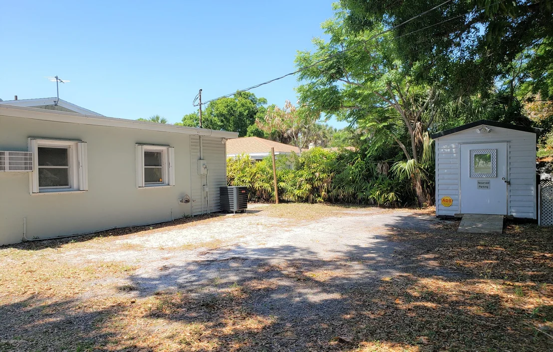 Photo of 1815 Glendon Drive