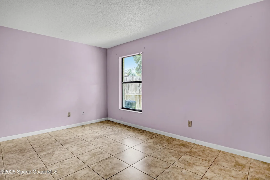 Photo of 210 Applewood Circle