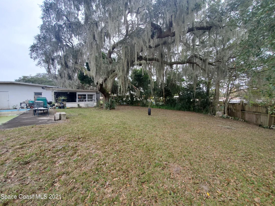 Photo of 1824 Smith Drive