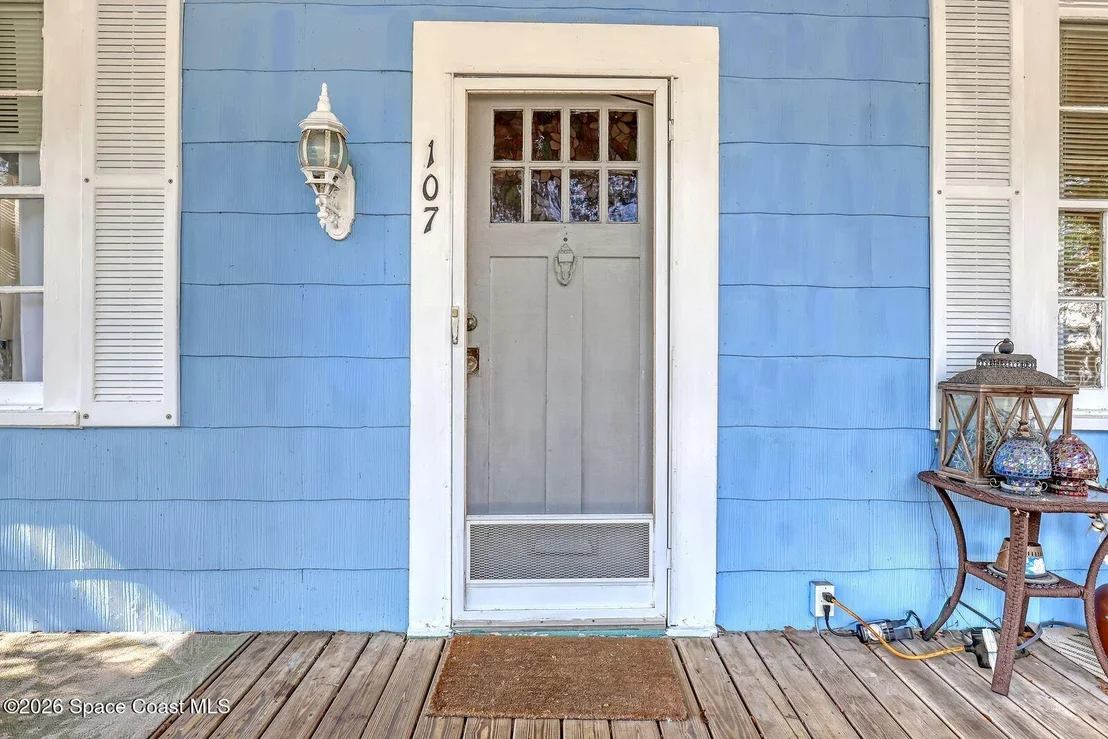 Photo of 107 Oak Street