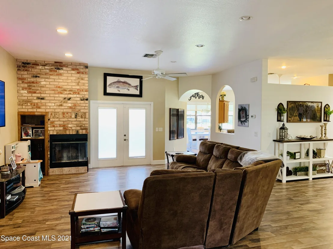 Photo of 3670 Grantline Road