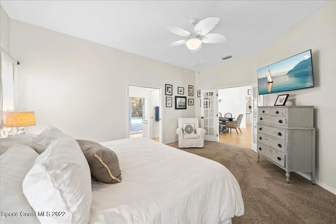 Photo of 233 Peregrine Drive