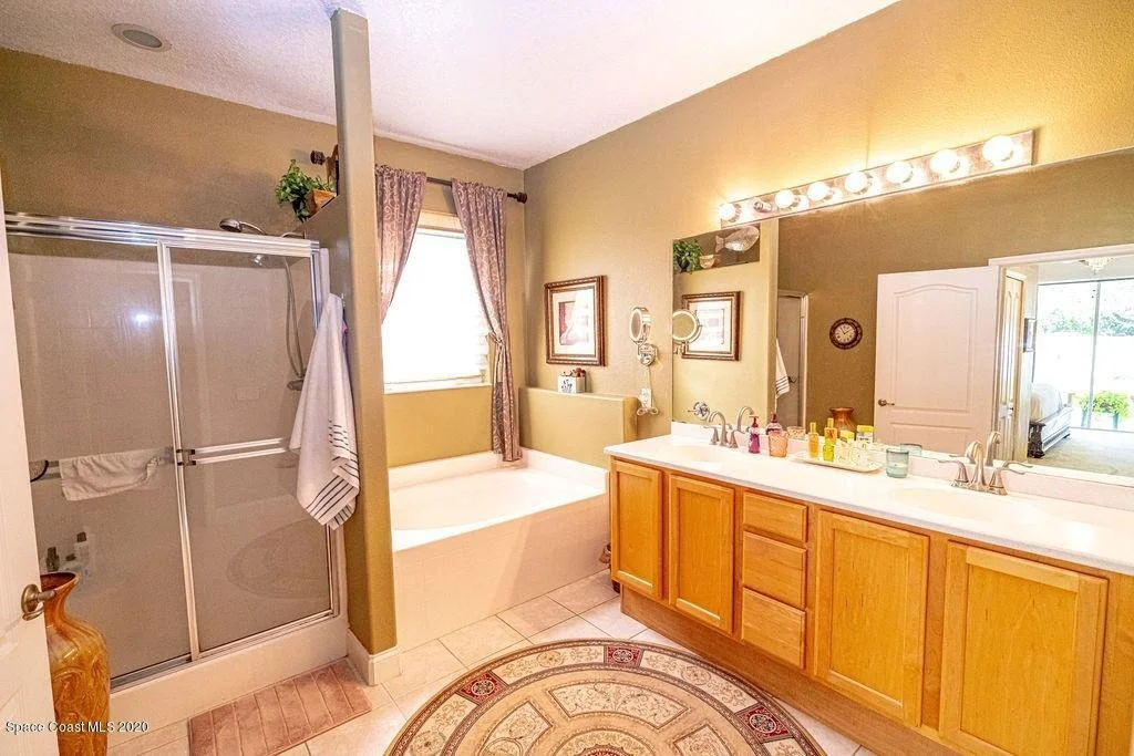 Photo of 1690 Bridgeport Circle