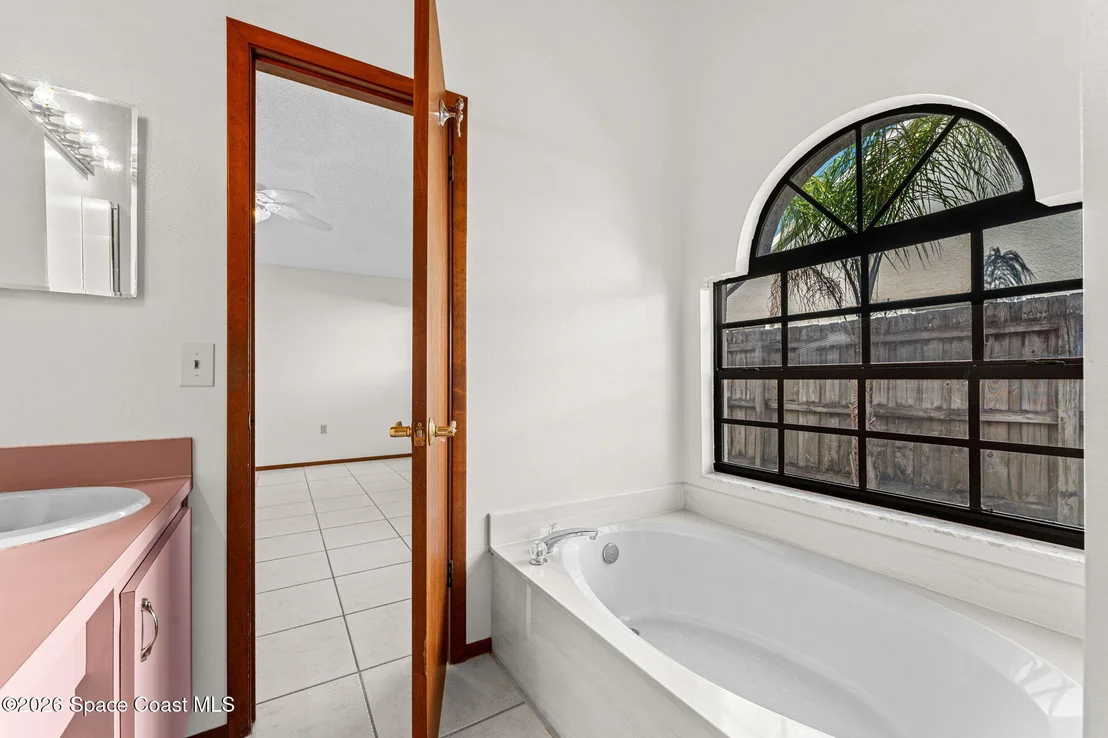 Photo of 861 Yorktowne Drive