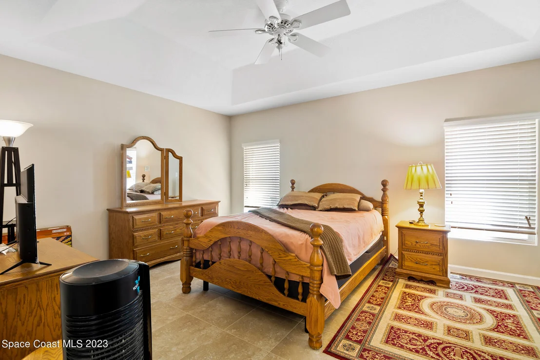 Photo of 980 Dillard Drive SE