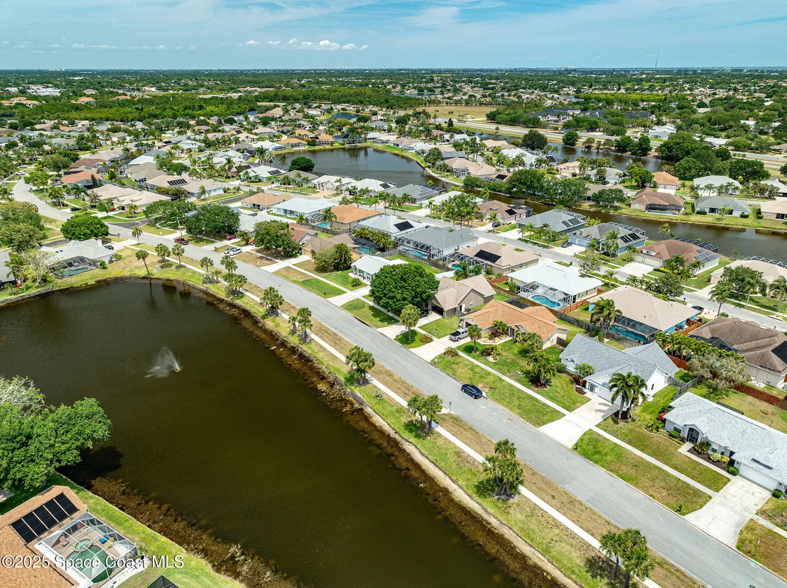 Photo of 1909 Crane Creek Boulevard
