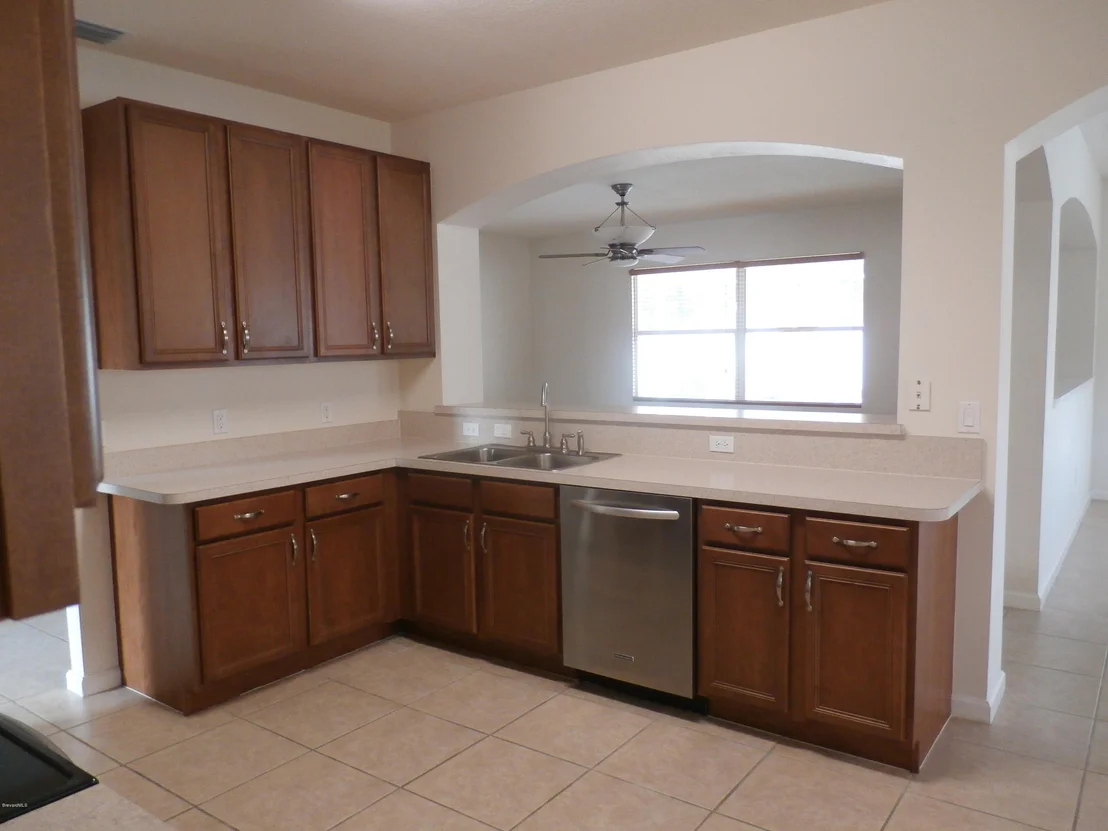Photo of 1404 Sumter Lane