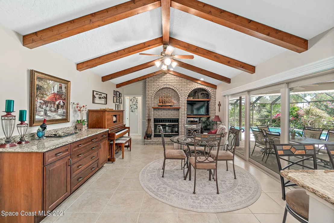 Photo of 539 Lanternback Island Drive