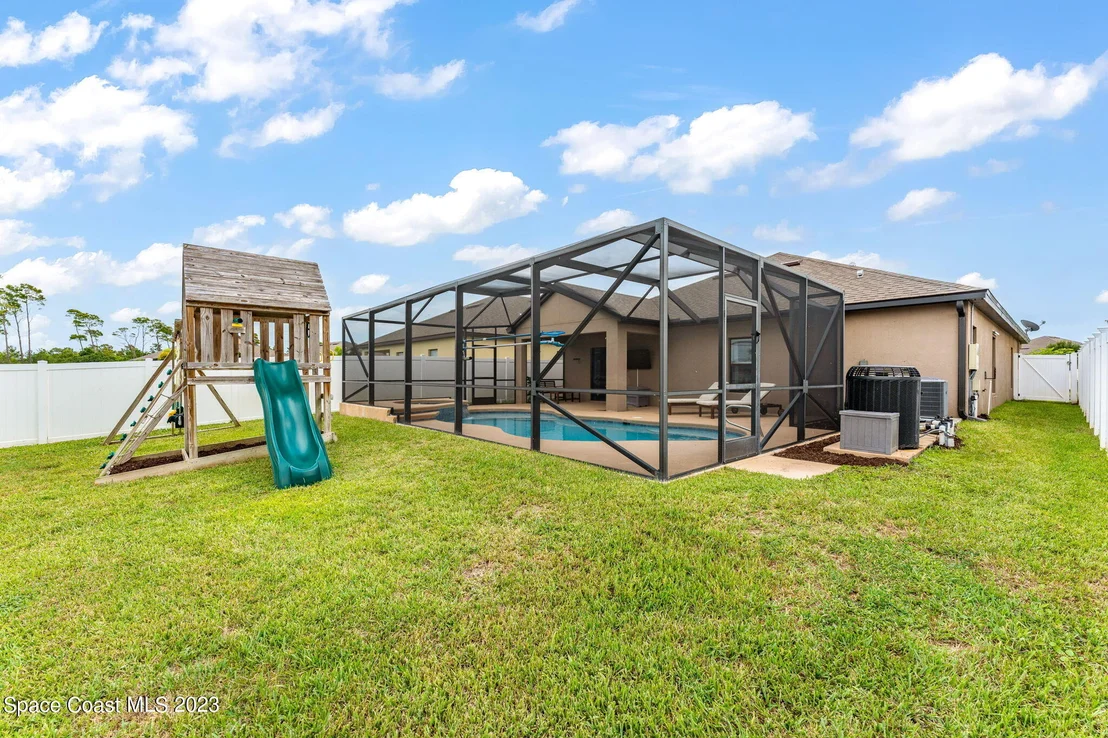 Photo of 912 Peta Way