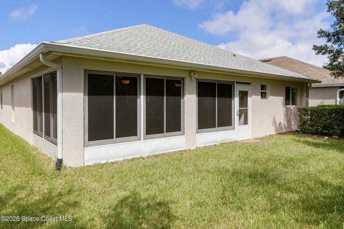 Photo of 7127 Broderick Drive