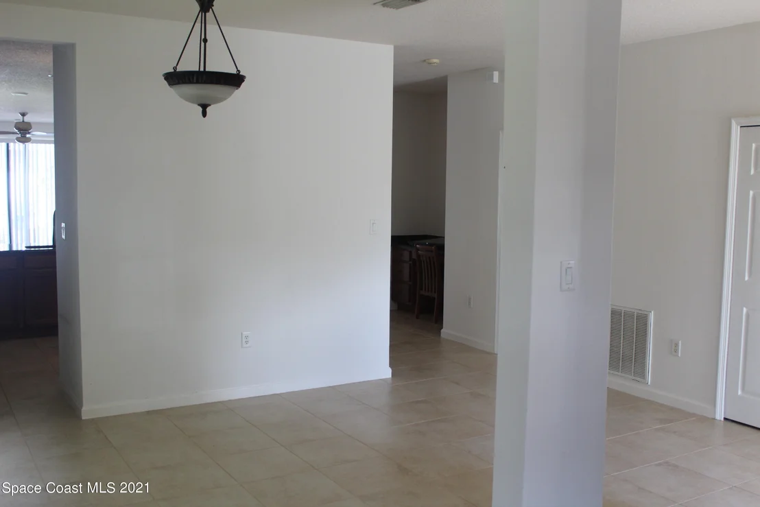 Photo of 754 Dryden Circle