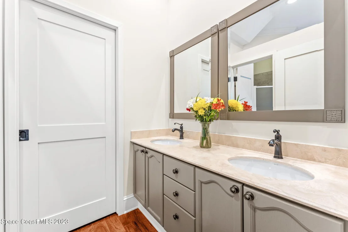 Photo of 891 Peregrine Drive