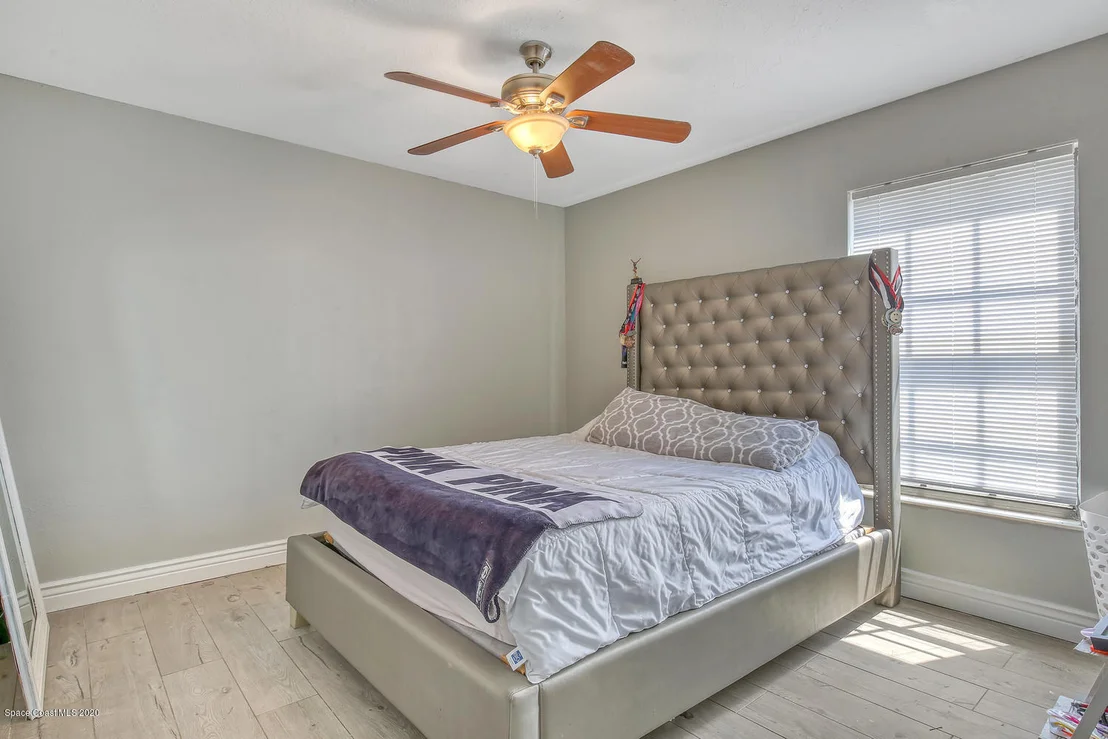 Photo of 1247 Walnut Grove Way