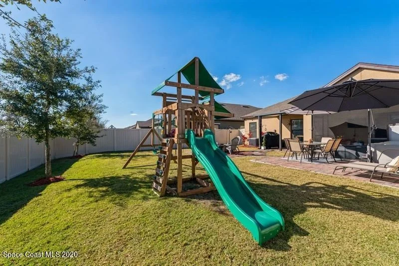 Photo of 4558 Alligator Flag Circle