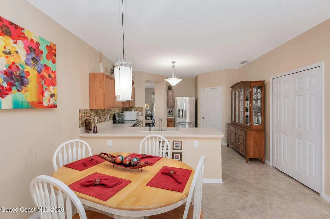 Photo of 957 Riviera Point Drive