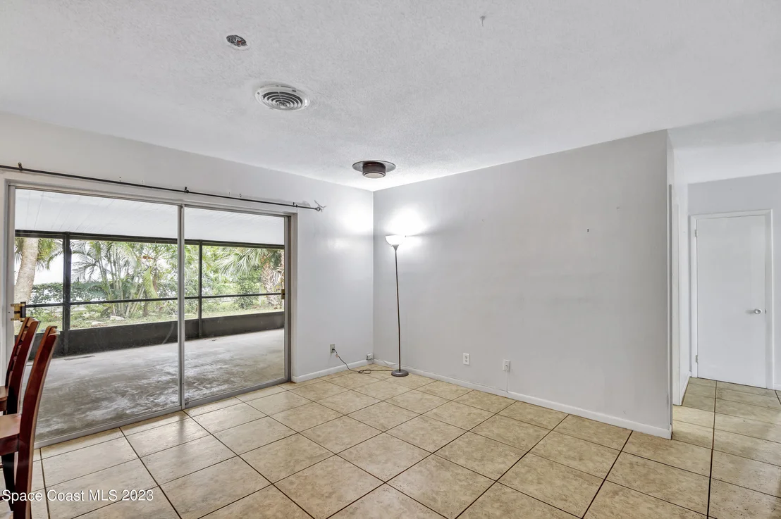 Photo of 521 Andrews Drive