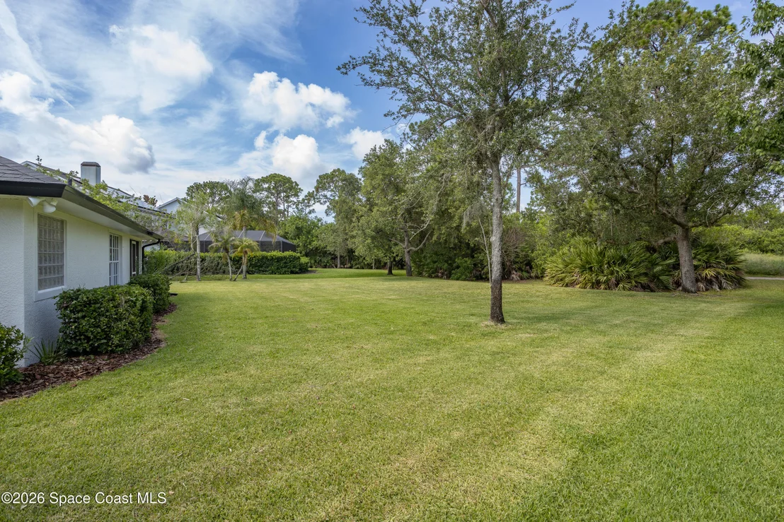Photo of 2160 Windbrook Drive SE