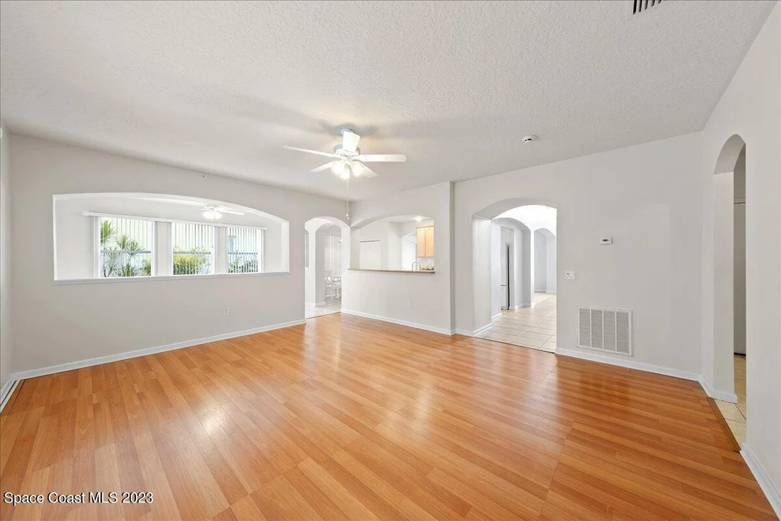 Photo of 1675 Sumter Lane