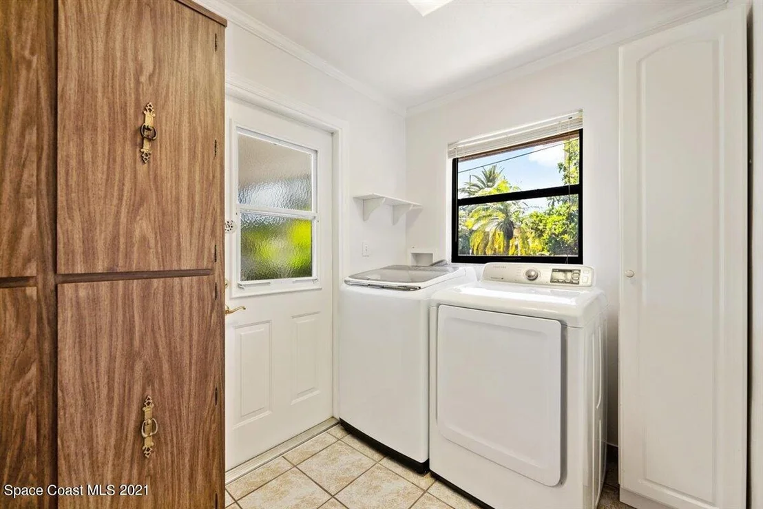 Photo of 475 Lee Avenue