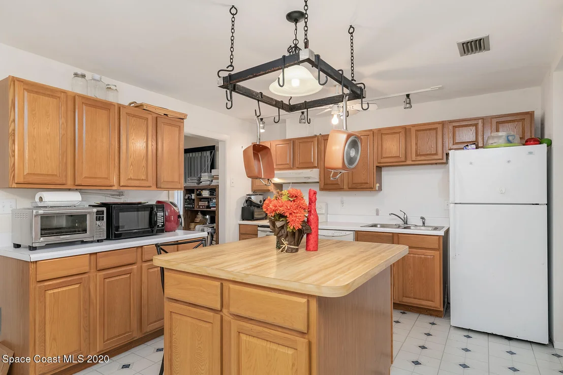 Photo of 1509 Polynesian Lane