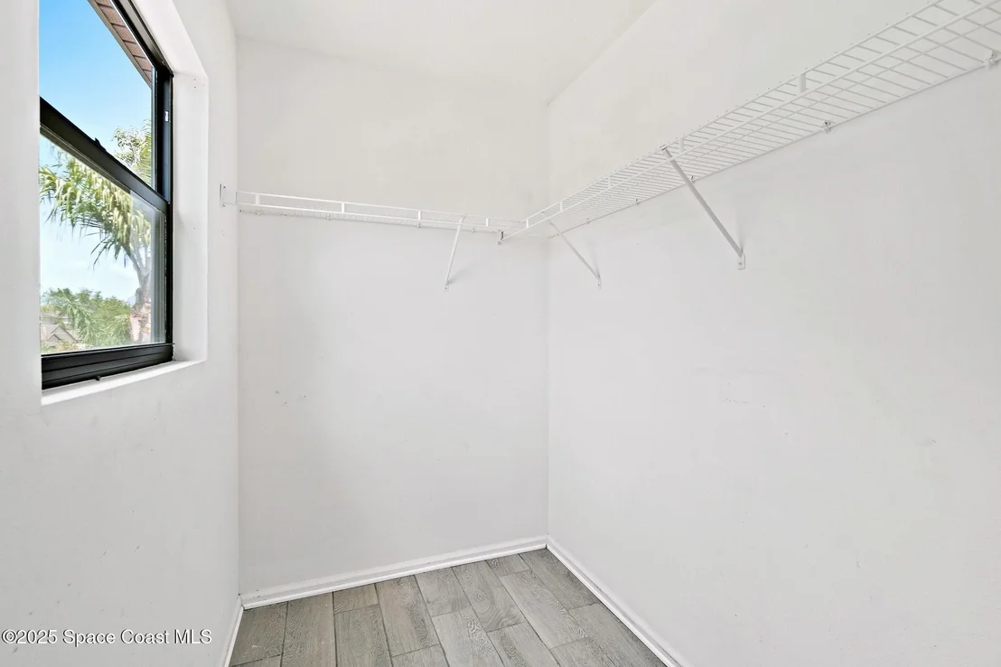 Photo of 404 Dryden Circle