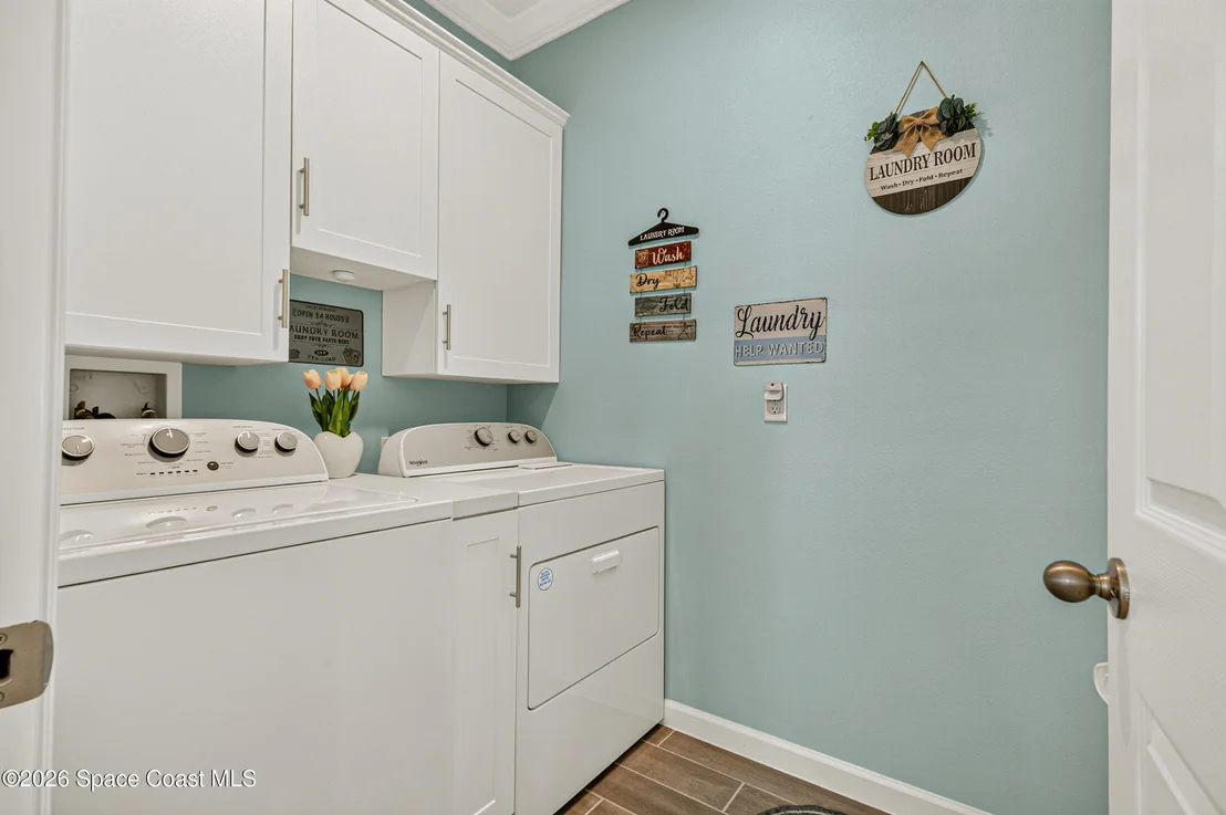 Photo of 6691 Cameo Drive