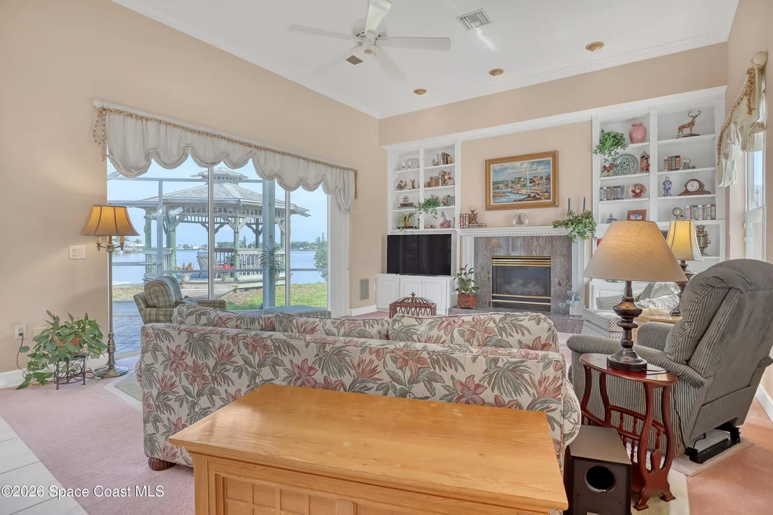 Photo of 1530 Bay Shore Drive